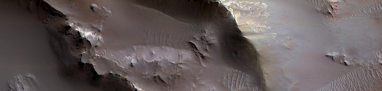 Mars - Capri Mensa photo