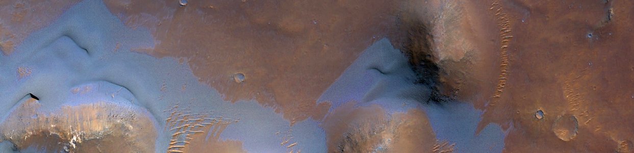 Mars - Nili Patera Caldera and Dunes