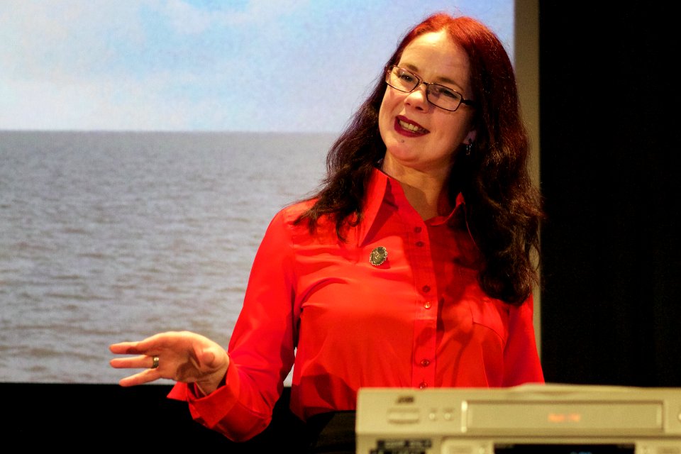 OER18 Keynote by Lorna Campbell