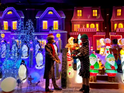 Saks+Fifth+Avenue+New+York+Holiday+Windows+2020+xmas+windowalk