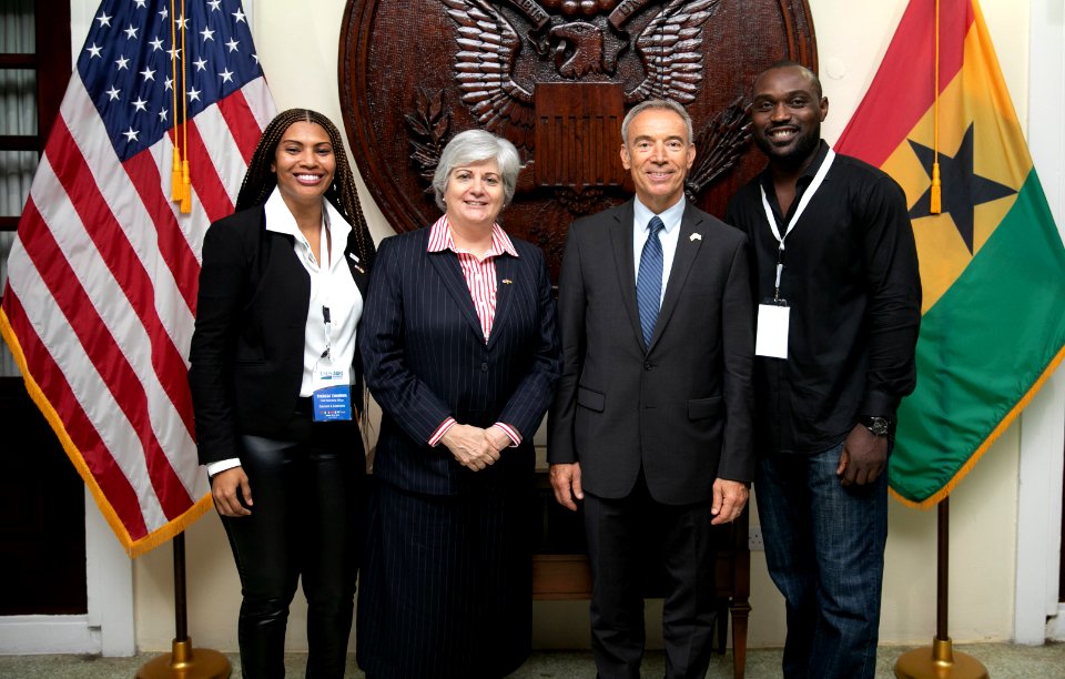 20191028-DEPSEC-EMBASSY-GHANA00115