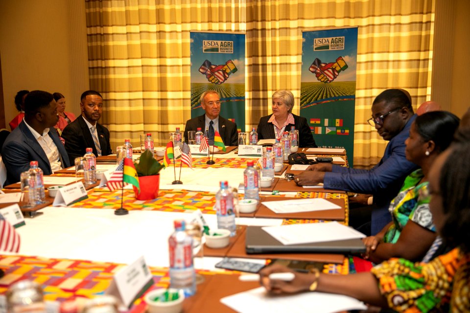 20191028-DEPSEC-EMBASSY-GHANA00026