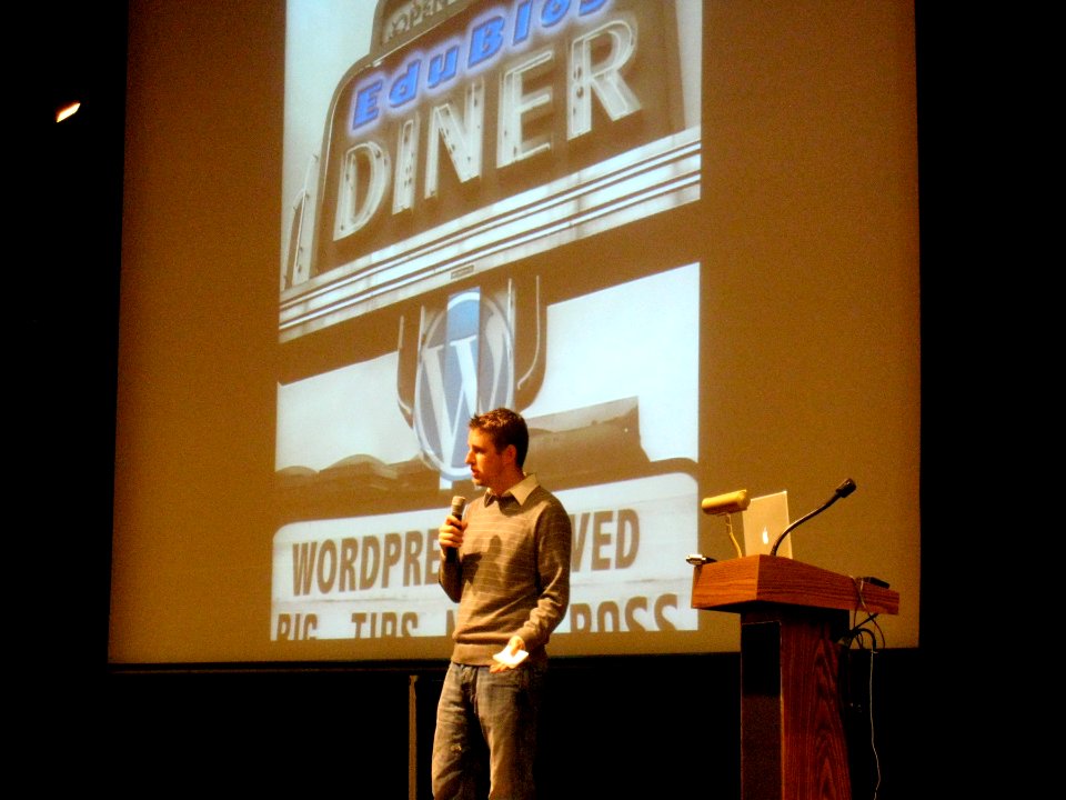 Matt Welcomes Us to Wordcamp 2008