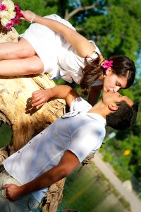 b kissing on stump copy