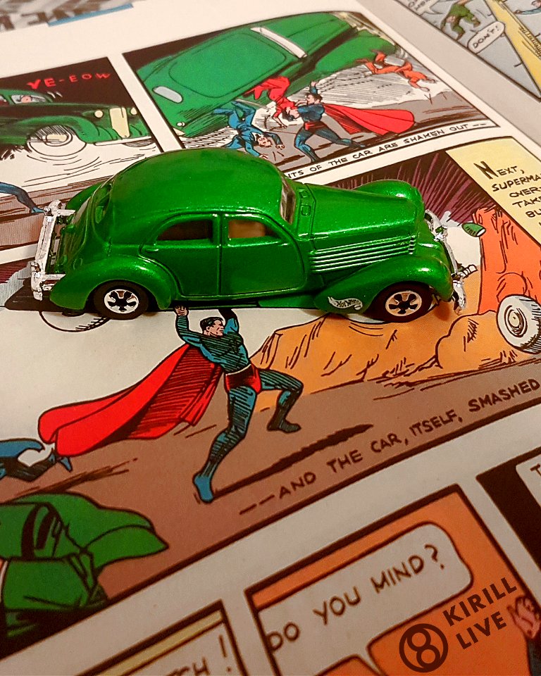 Hot Wheels 1936 Cord 810 and Action Comics Super Man diecast model car