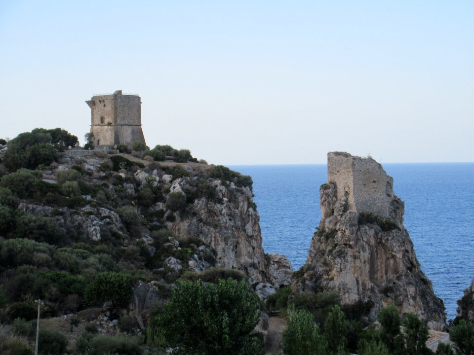 Sea water mountains