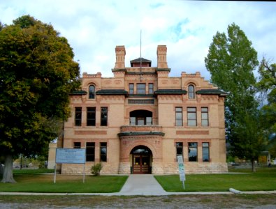 Old Spring City schoolhouse (now city offices and community center)