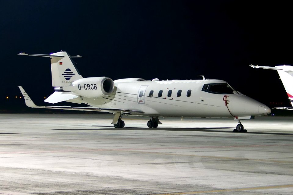 LAERJET 60 CIRRUS AIRLINES D-CROB