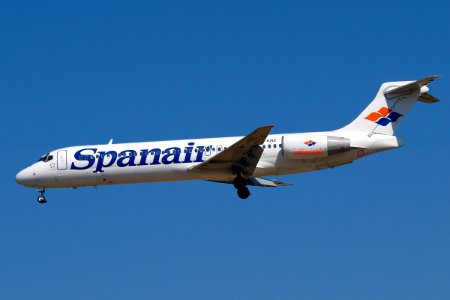 BOEING 717 SPANAIR EC-KNE