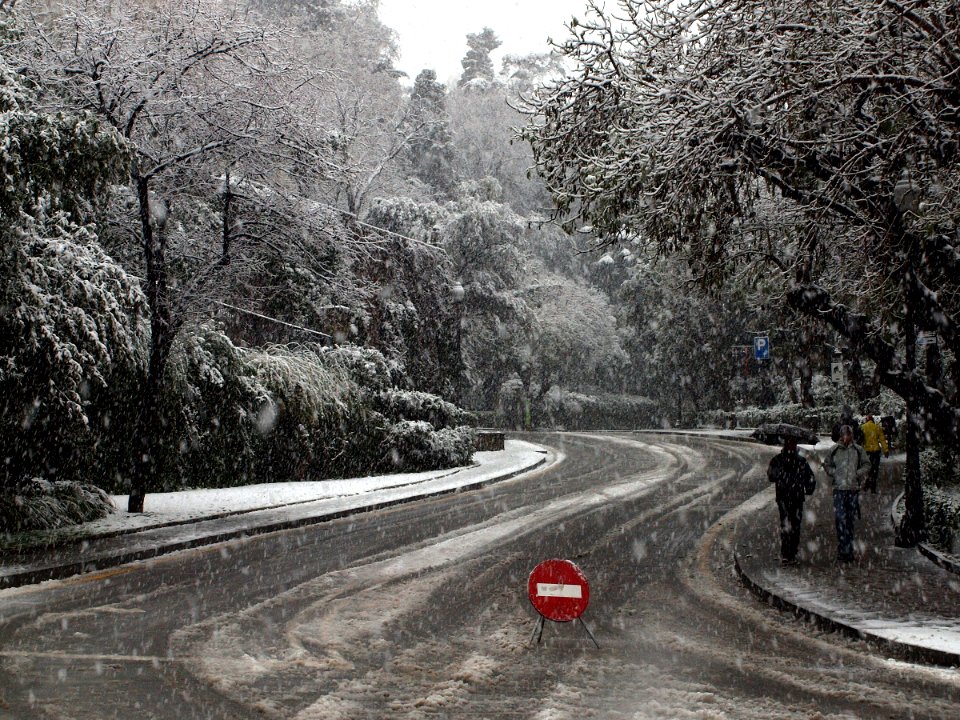 2010 BARCELONA POBLE SEC NIEVE 10