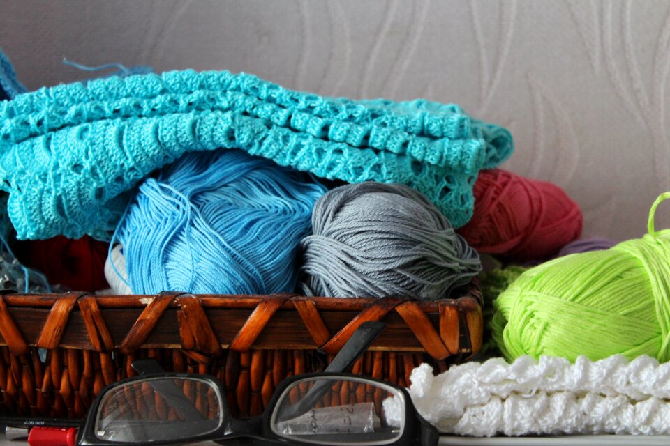 Yarn knitting color