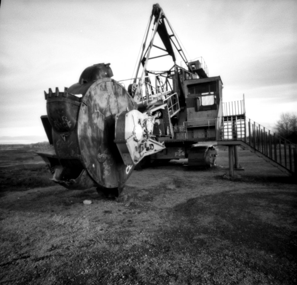 "Maiden Flight" of my new ONDU 6x12 Multiformat Pinhole Camera