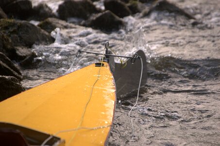 Canoeing control wave