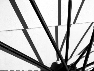 Discontinuous  Shadow