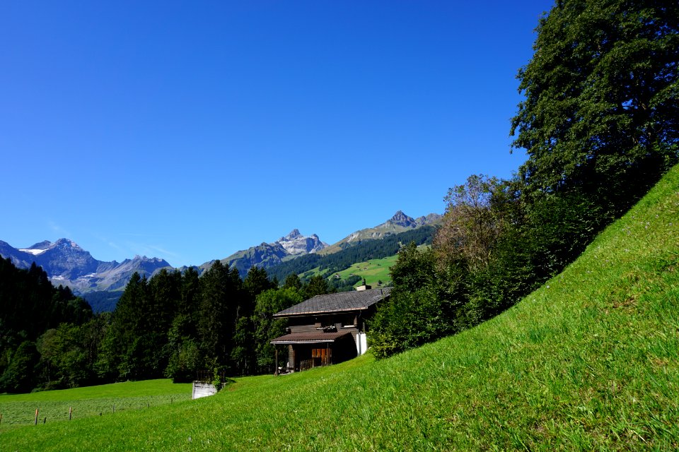 Töniberg/Elm (Kanton Glarus). Hausstock, Gross Chärpf.
