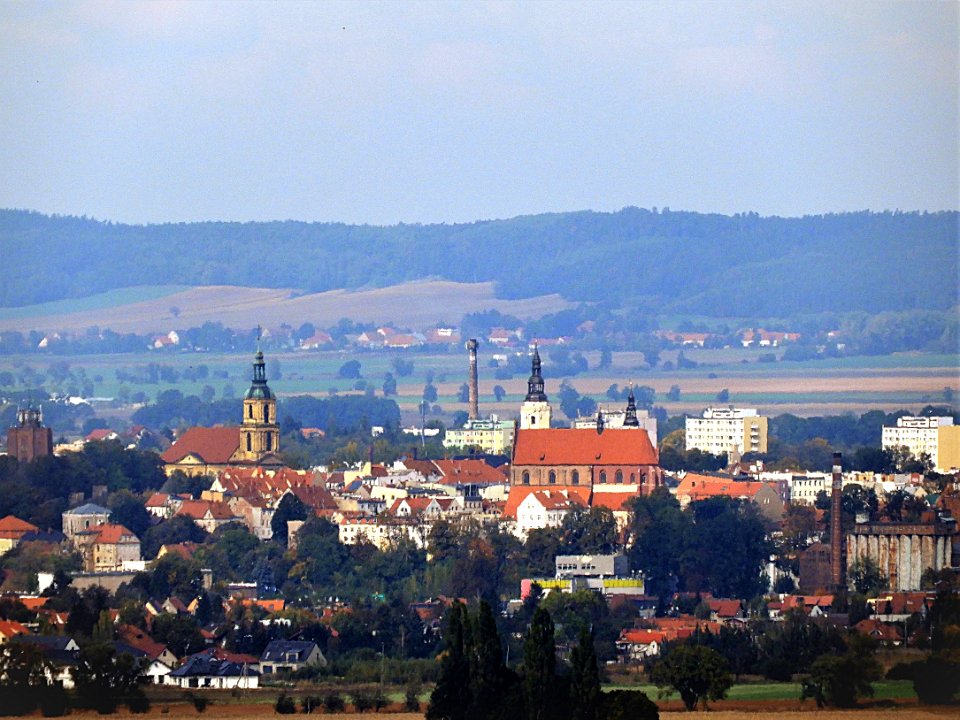 Panorama z Dzierżoniowa z górki przy Owieśnie