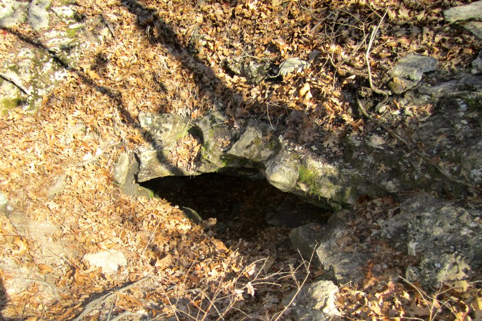 Hole