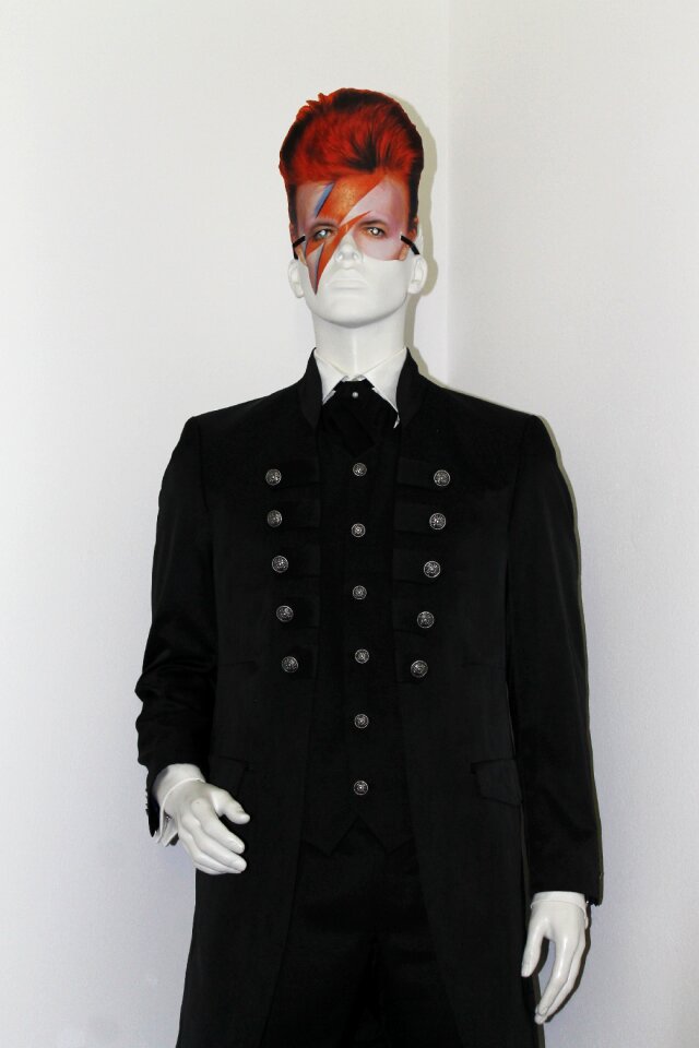 Suit star display dummy
