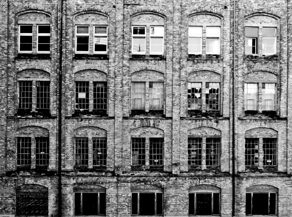 Building window bowever