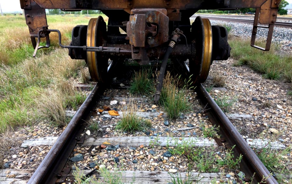 Busy Tracks