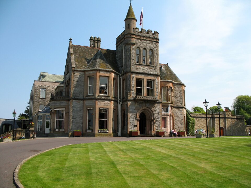 Grass landmark historic