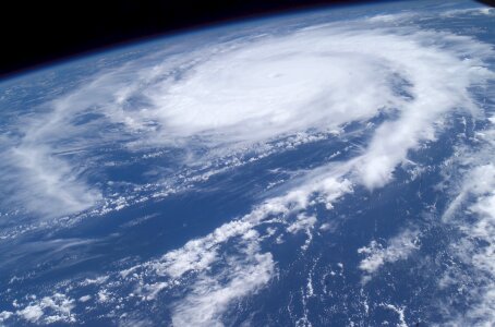 2004 clouds weather