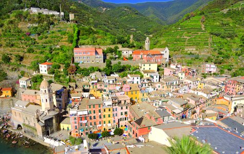 Green cinque terre vernazza photo