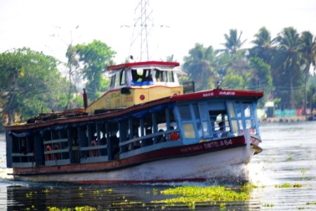 Backwaters trip on Lake Vemdanad