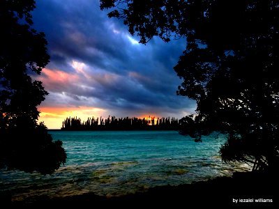 A Cloudy sunset - Nikon DSCN4248-001 photo