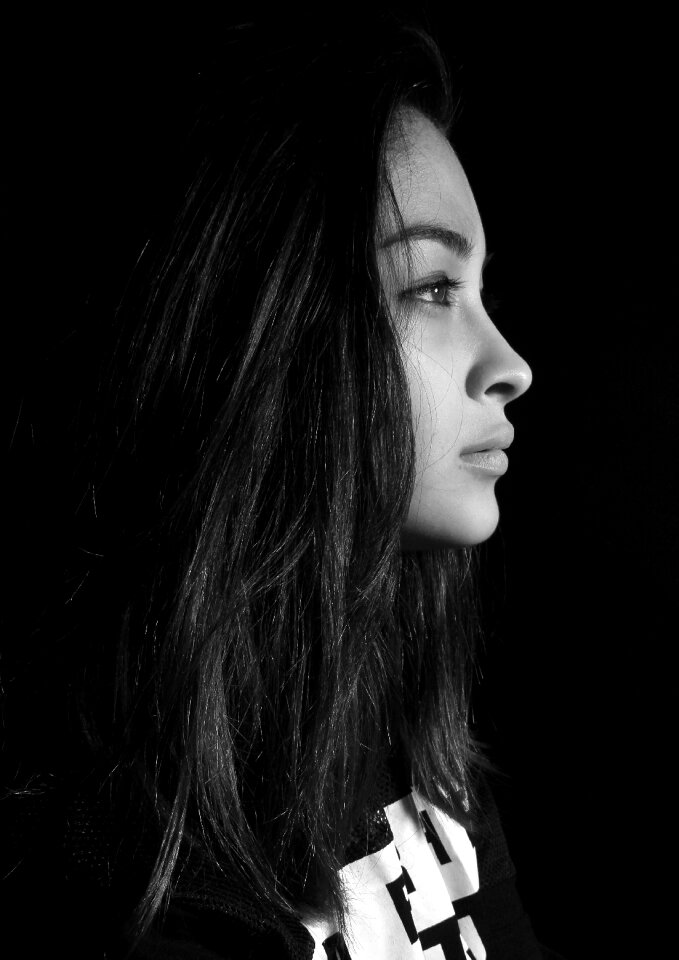 Face nose lady