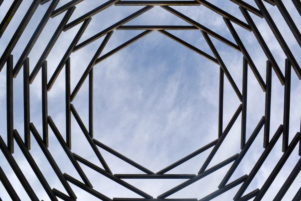Symmetry architecture air