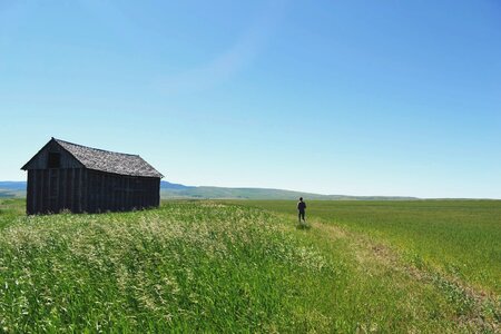 Hut barn country