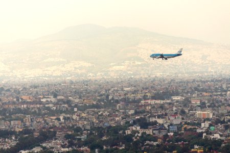 KLM 747 PH-BFD im Anflug auf MEX photo