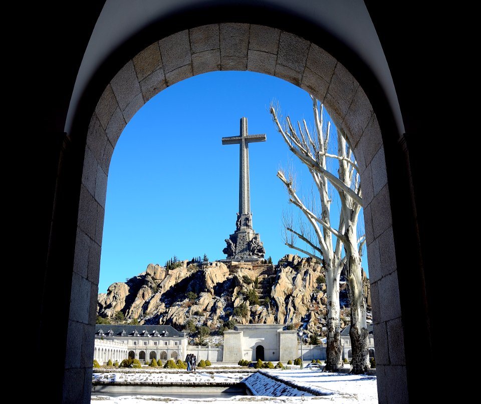 Cruz desde hospedería