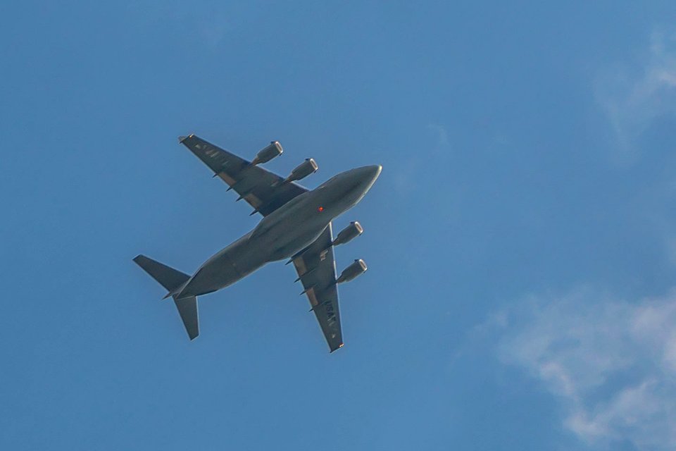 Boeing C-17 Globemaster III über Trier