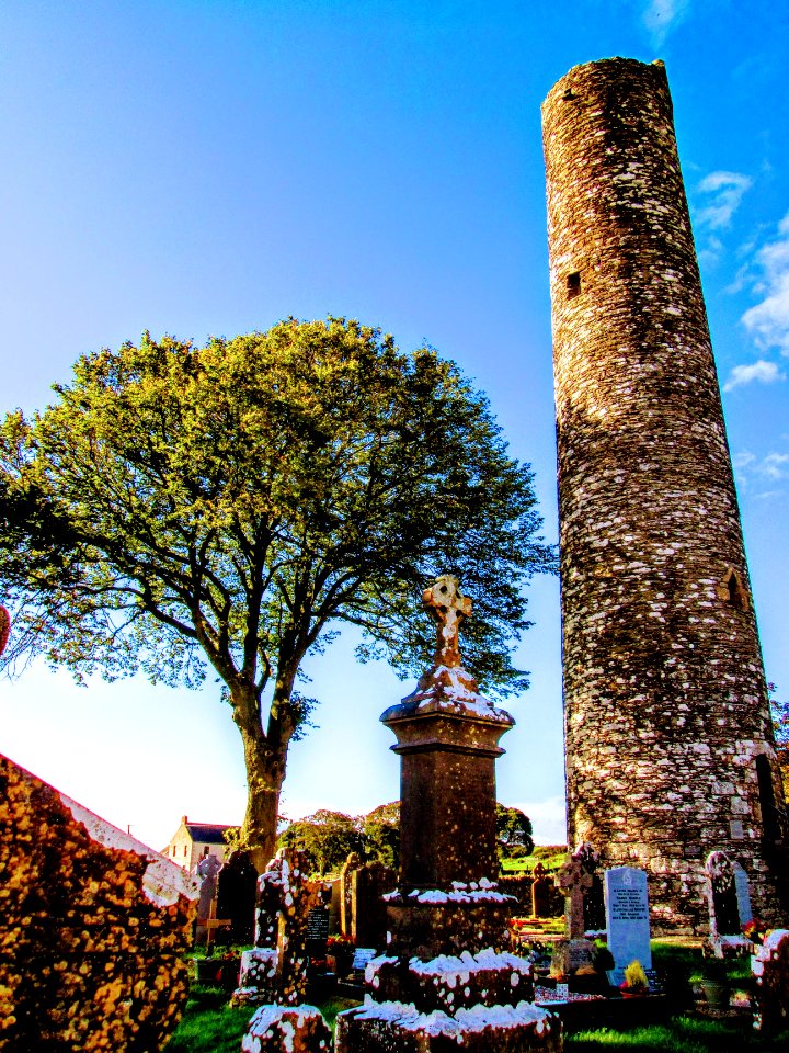 MONASTERBOICE CEMETERY-ROUND TOWER.......