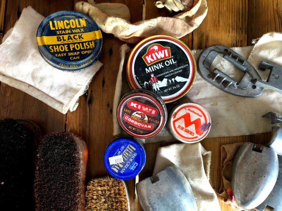 Dad's Shoe Shine Stuff