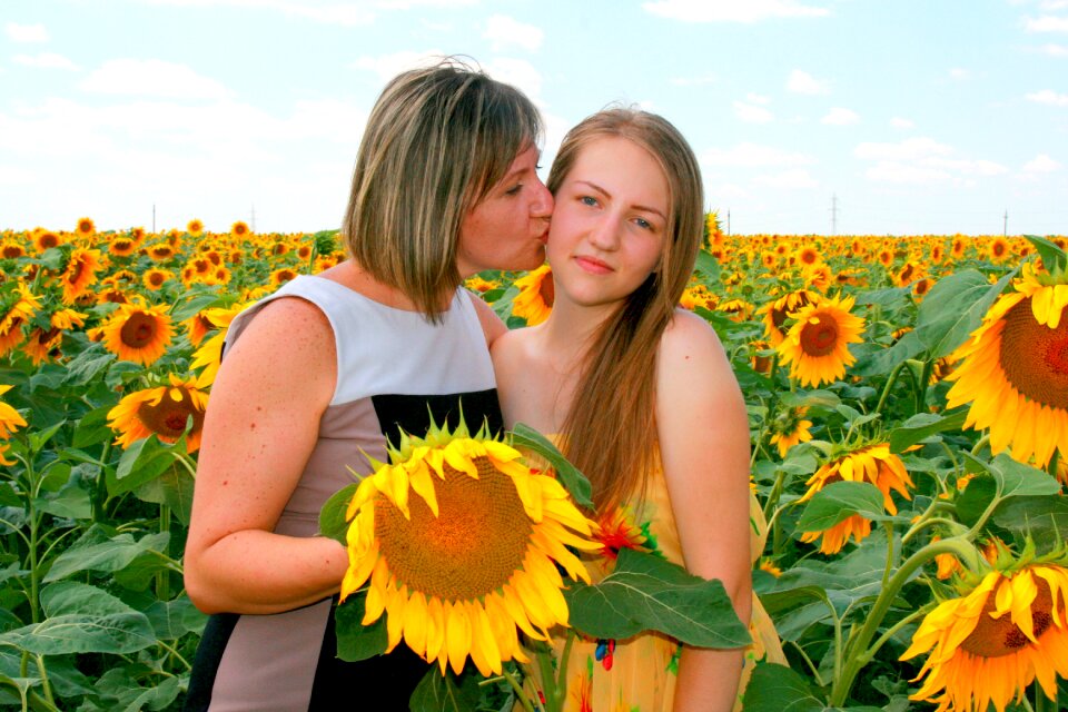 Daughter love yellow