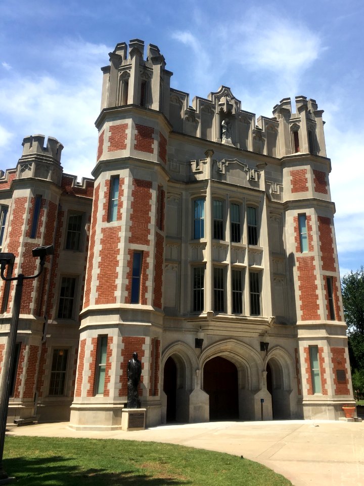 Castly Campus