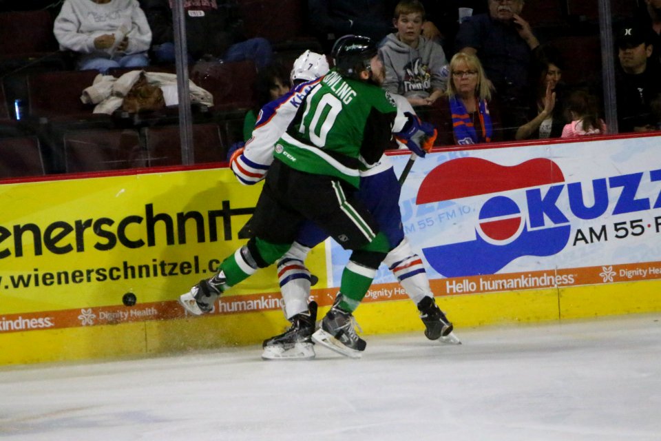Khaira-Dowling 2016-01-15 Kneeing injury