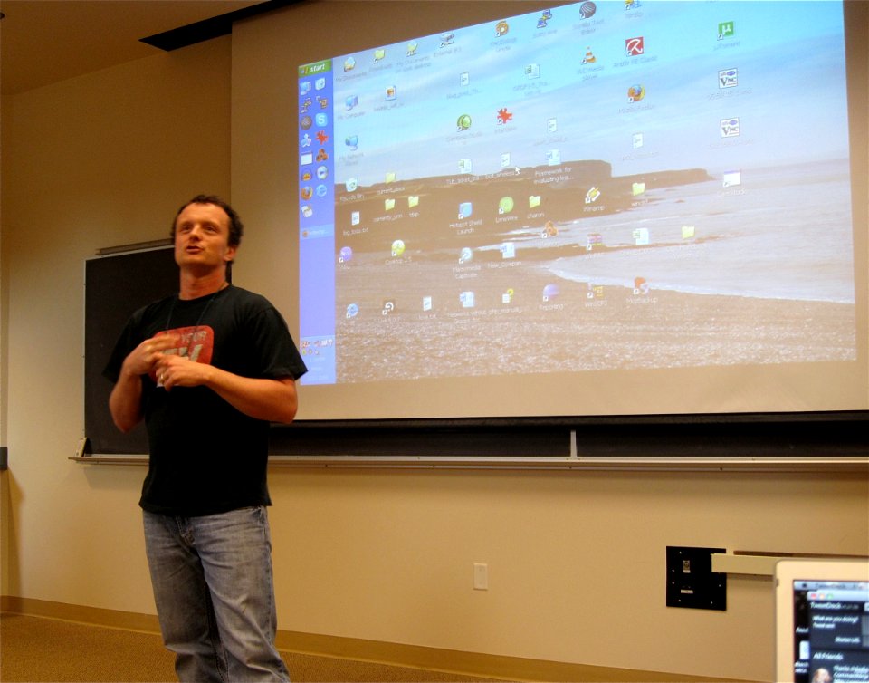 Grant Talks About Browser Add ons for Flock