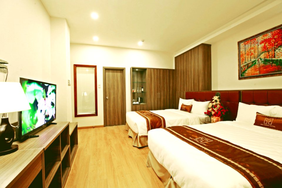 Deluxe Quadruple City View Twin 1