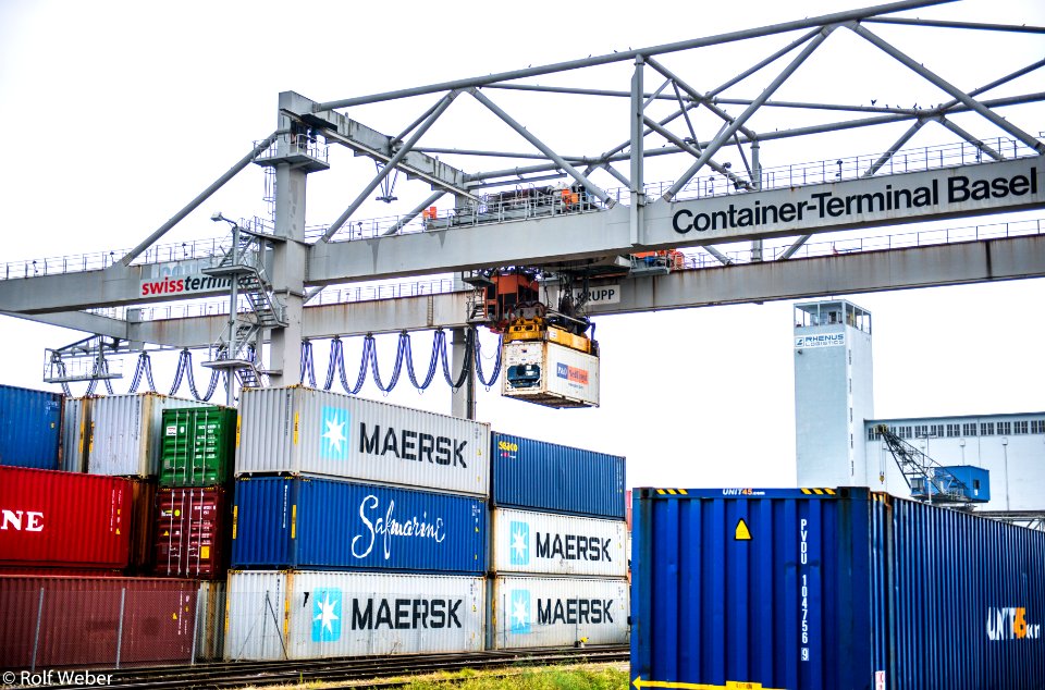 Rheinhafen Basel 008.jpg
