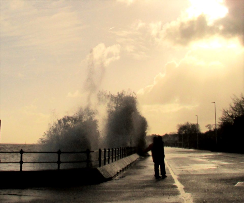 Large Waves Mersey River