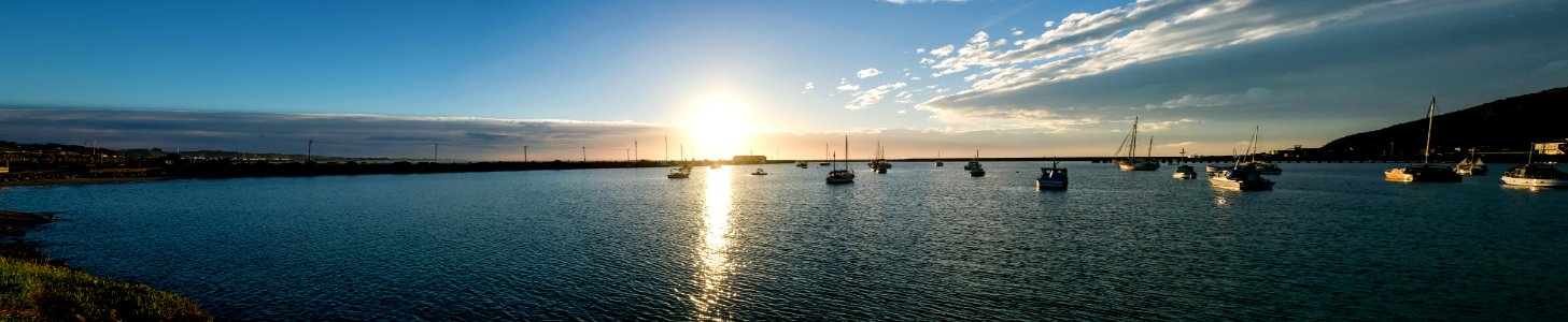 Sonnenaufgang In Oamaru photo