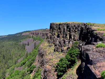 Coyote Wall Trail in WA