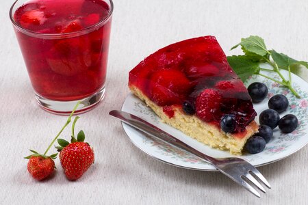 Blueberries dessert strawberry cake