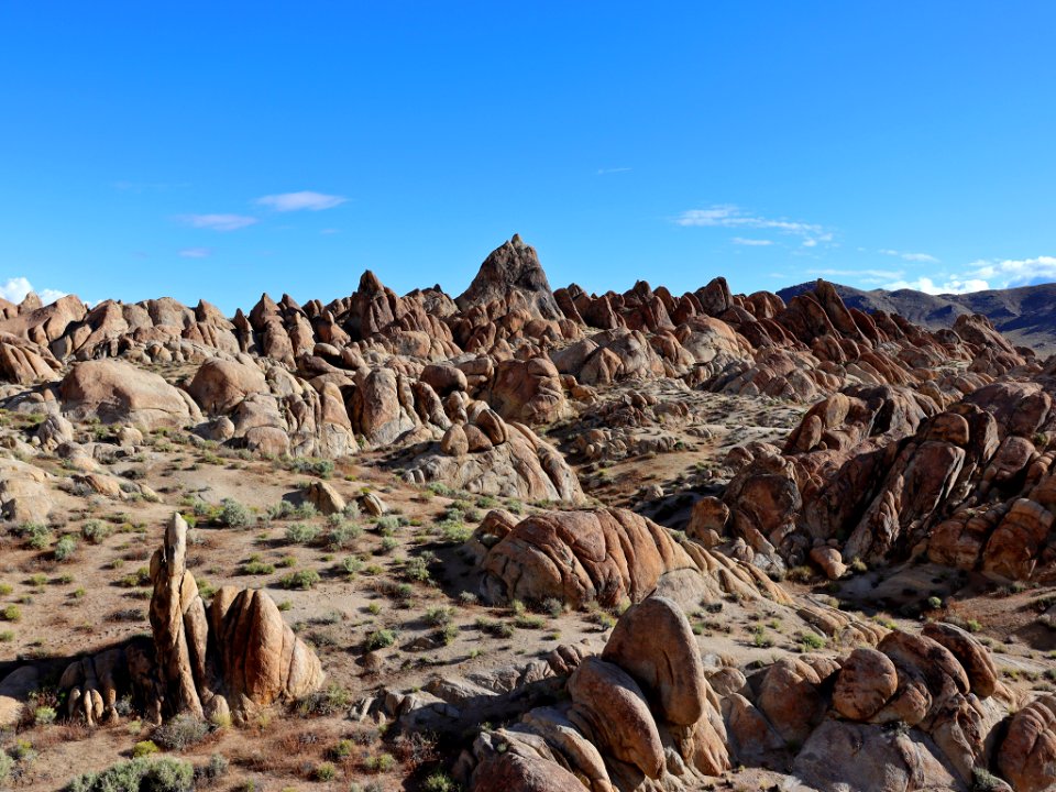 Alabama Hills at Sierra Nevada in CA