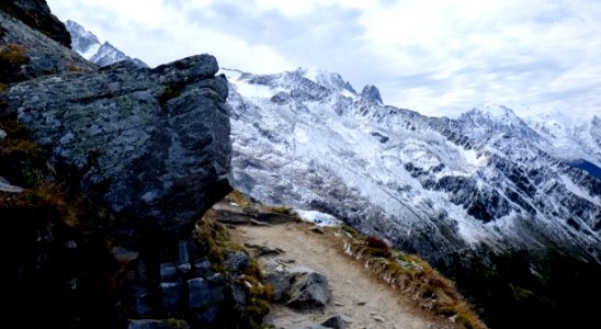 road to refuge Albert Premier, view of grandes Jurasses et mont blanc
