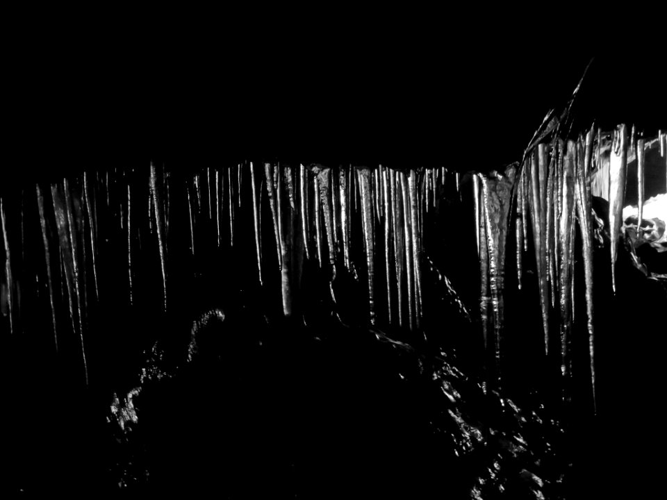 Guler Ice Cave in WA